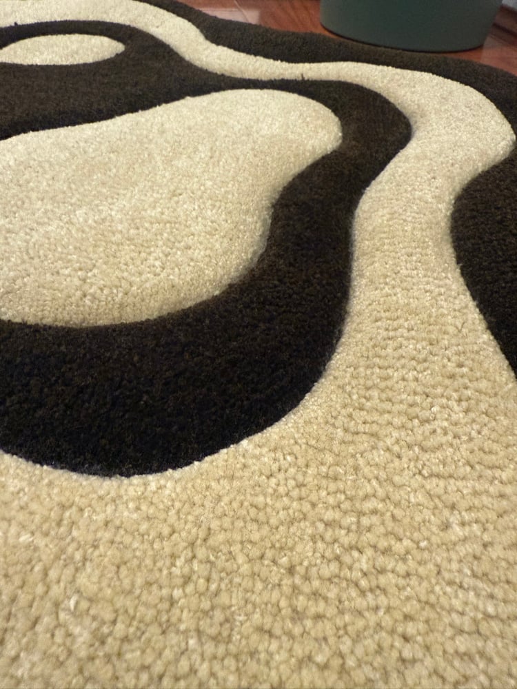 Wavy Rug - Brown